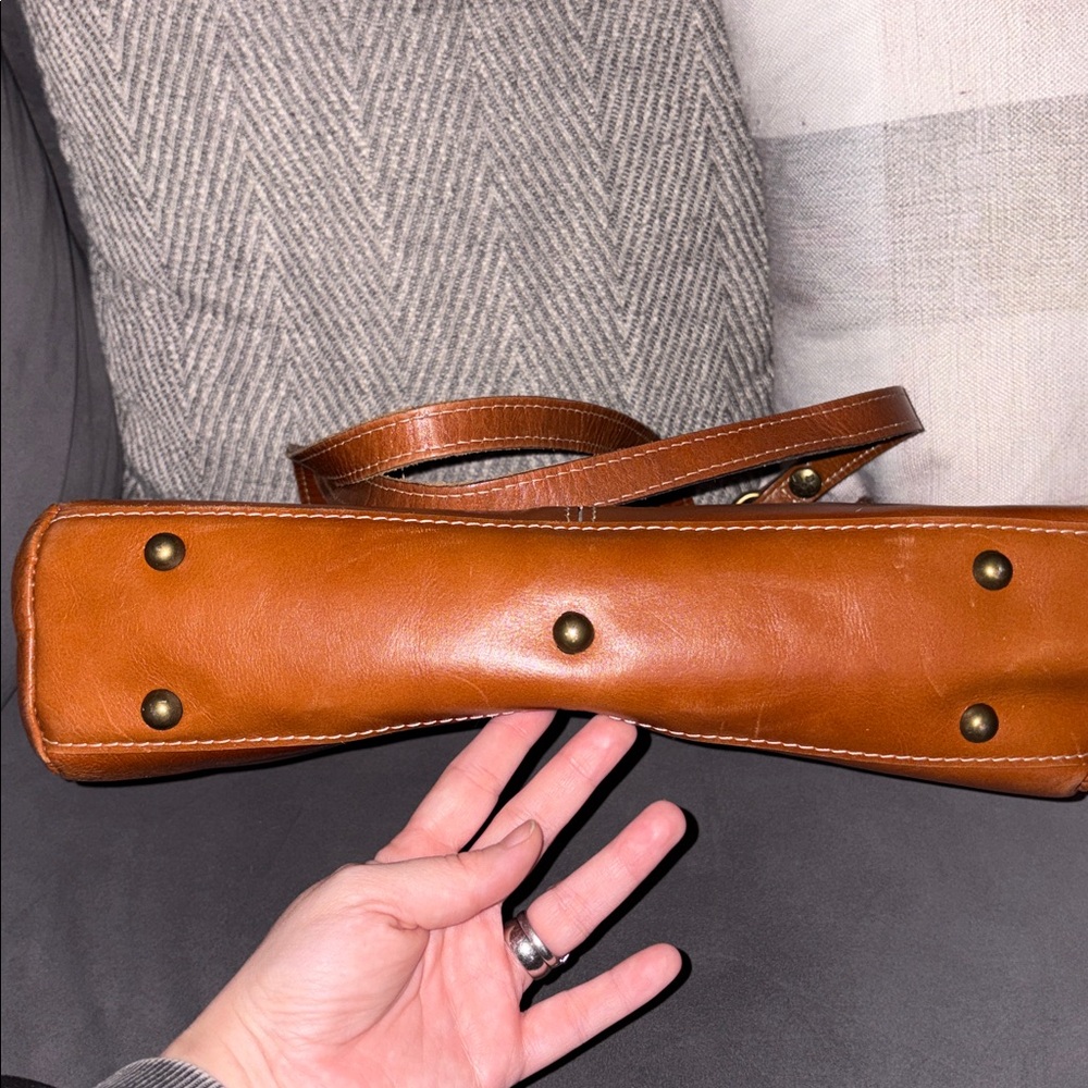 Patricia Nash Brown Leather Shoulder Bag - Picture 9 of 11